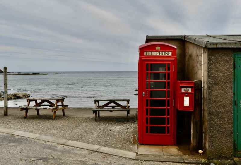 Telefonzelle vor Ardbeg