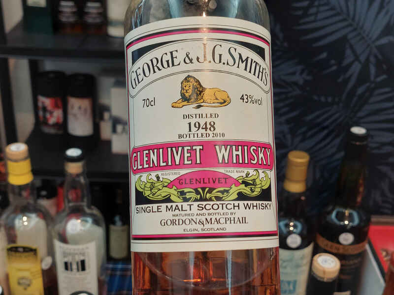 Whiskyflasche von Whisky in Wiesbaden